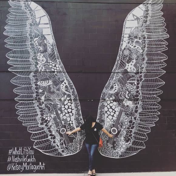 Meet your Posher, Rachel - Picture 1 of 1